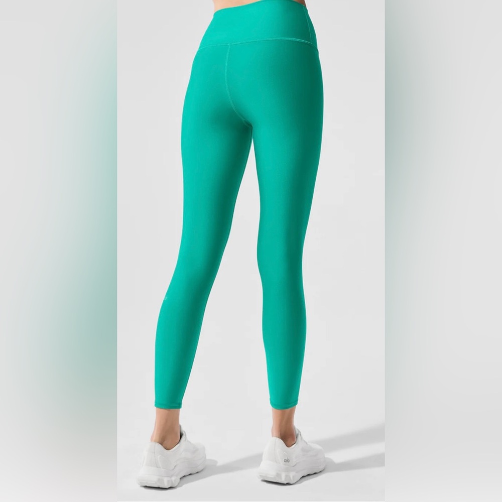 Alo Yoga NWOT 7/8 High Waisted Airlift Leggings Lettuce Green Size L - Picture 2 of 9